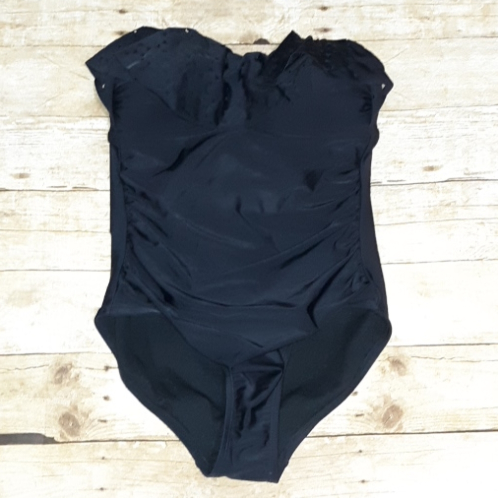 one piece black ruffls strapless swimsuit small